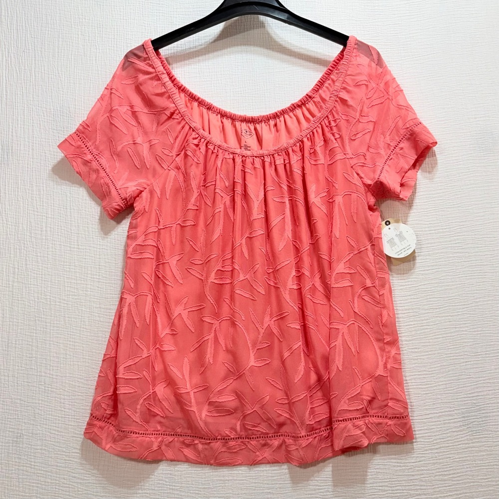 St. John's Bay‎ Convertible Top Womens L Georgia Peach Leaf Textured Cottagecore